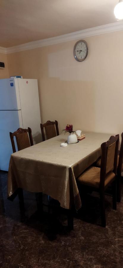 Asine Yerevan Luaran gambar